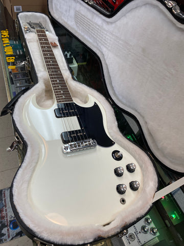 "PREVIOUSLY ROCKED" - Gibson 50th Anniversary SG - Pete Townshend w/Case