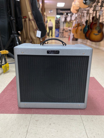 "PREVIOUSLY ROCKED" - Fender Blues Junior III "Silver Bullet" Limited Edition