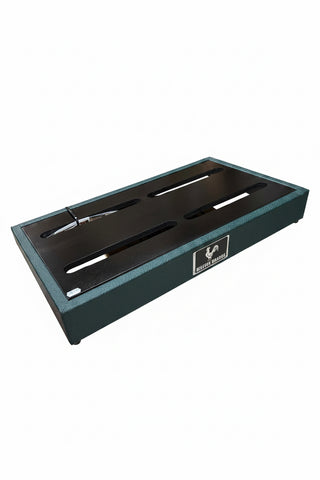 Hiscock Pedalboards - 22x12.5 Angled Board - Green Tolex