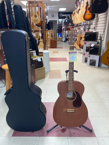 "PREVIOUSLY ROCKED" - Martin 00-15 W/Case (2008)