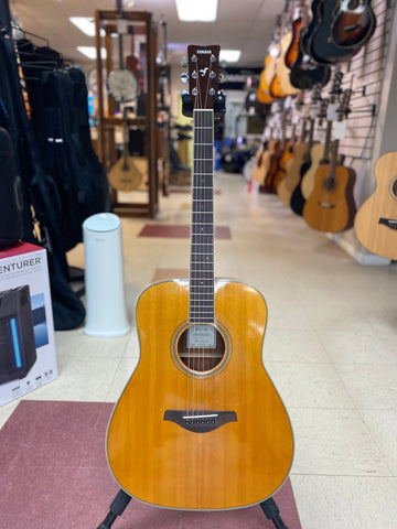 "PREVIOUSLY ROCKED" -Yamaha FG TransAcoustic Guitar w/Solid Spruce Top - Vintage Tint